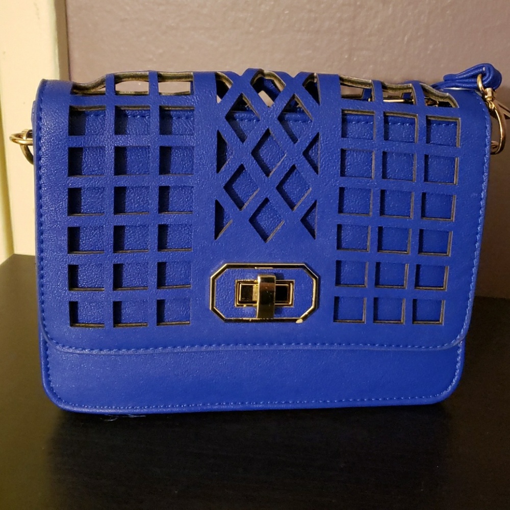 Crossbody purse